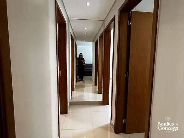 Apartamento com 67m² 3 quartos e 1 banheiro, à venda, no bairro Loteamento Sumaré em Maringá