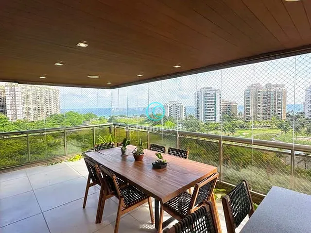 Apartamento com 239m² 3 quartos e 5 banheiros, à venda, no bairro Barra da Tijuca em Rio de Janeiro