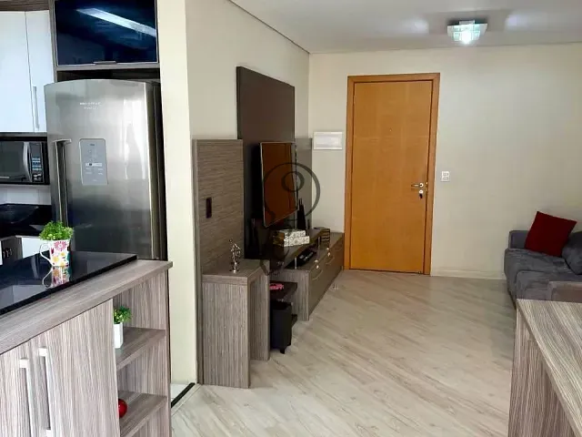 Apartamento 2 quartos e 2 banheiros, à venda, no bairro Vila Dom Pedro I em São Paulo
