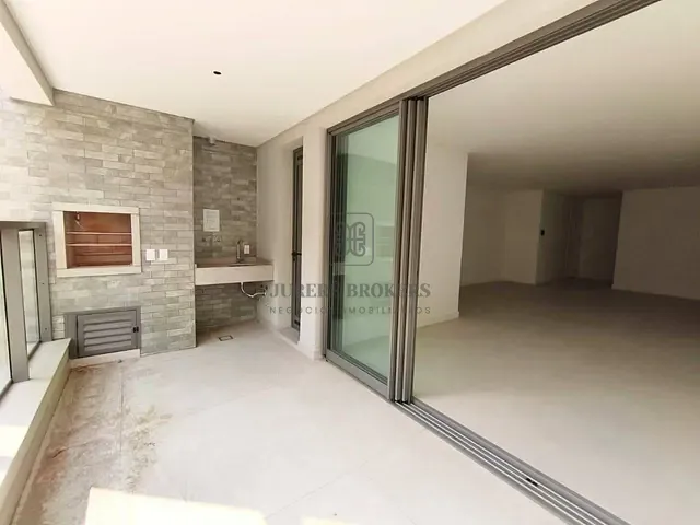 Apartamento 3 quartos e 4 banheiros, à venda, no bairro Jurerê em Florianópolis