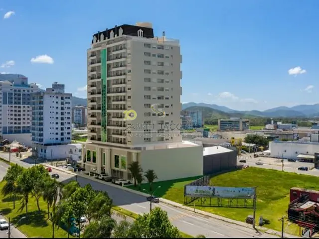Apartamento 3 quartos e 3 banheiros, à venda, no bairro Pedra Branca em Palhoça