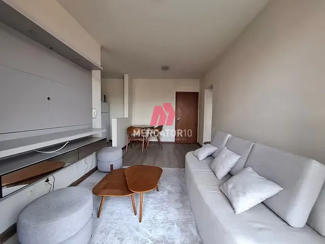 Apartamento 1 quarto e 1 banheiro, para alugar, no bairro Victor Konder em Blumenau