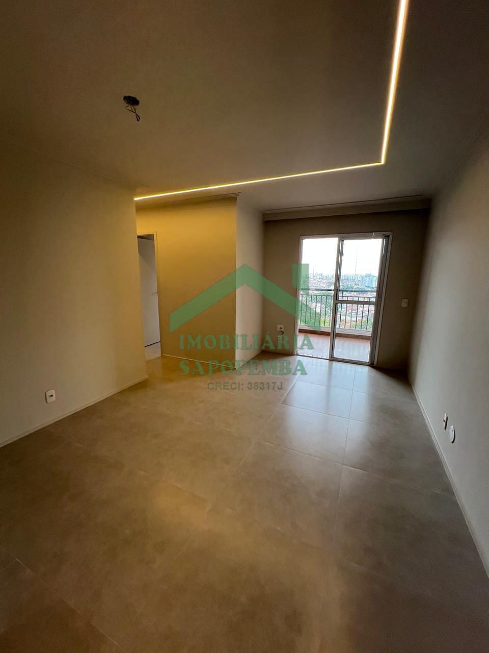 Apartamento à venda com 3 quartos, 68m² - Foto 1