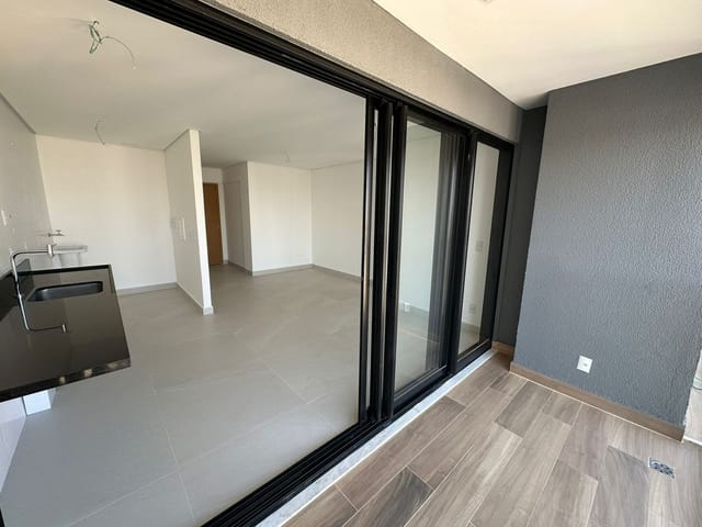 Apartamento 2 quartos e 2 banheiros, à venda, no bairro Setor Bueno em Goiânia