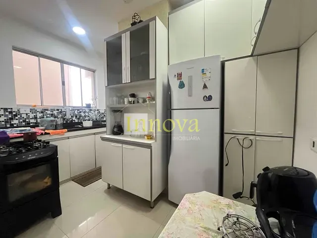 Apartamento 2 quartos e 1 banheiro, à venda, no bairro Centro em Caraguatatuba