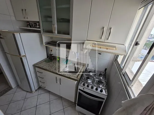 Apartamento com 48m² 2 quartos e 1 banheiro, à venda, no bairro Vila Palmares em Santo André