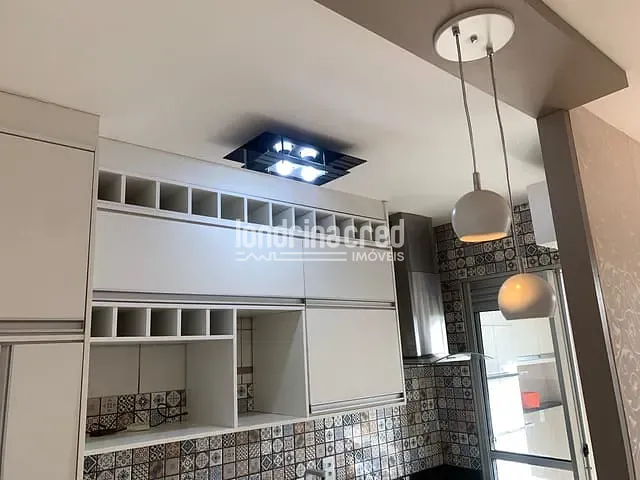 Apartamento à venda, no bairro Taliana em Londrina
