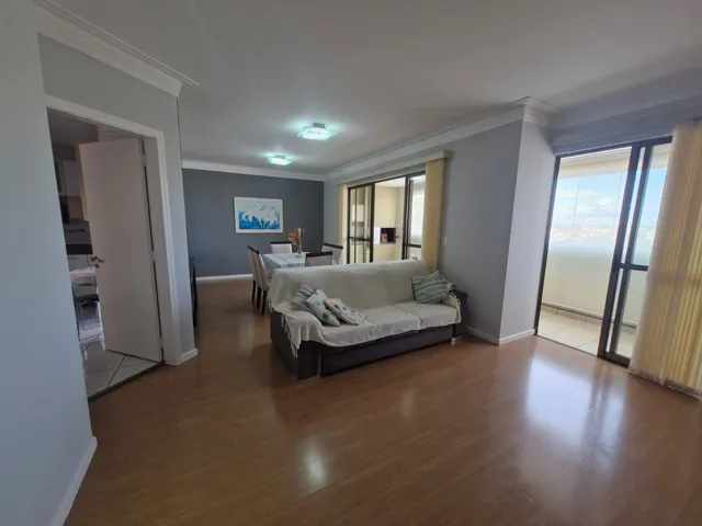 Apartamento com 10m² 3 quartos e 2 banheiros, à venda, no bairro Judith em Londrina