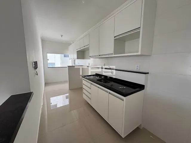 Apartamento com 80m² 2 quartos e 1 banheiro, à venda, no bairro Residencial Village Santana em Guaratinguetá