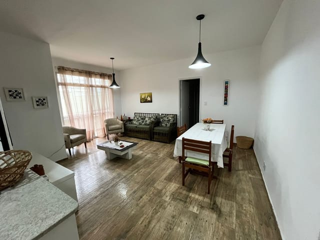 Apartamento 3 quartos e 2 banheiros, à venda, no bairro Algodoal em Cabo Frio