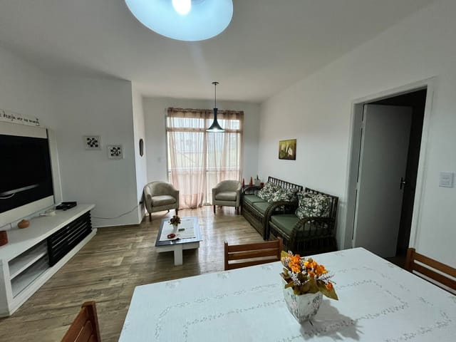 Apartamento 3 quartos e 2 banheiros, à venda, no bairro Algodoal em Cabo Frio
