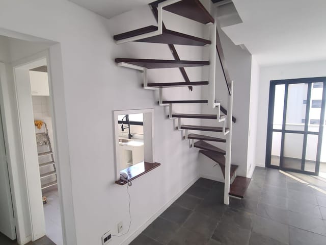 Apartamento com 69m² 2 quartos e 2 banheiros, para alugar, no bairro Recreio dos Bandeirantes em Rio de Janeiro
