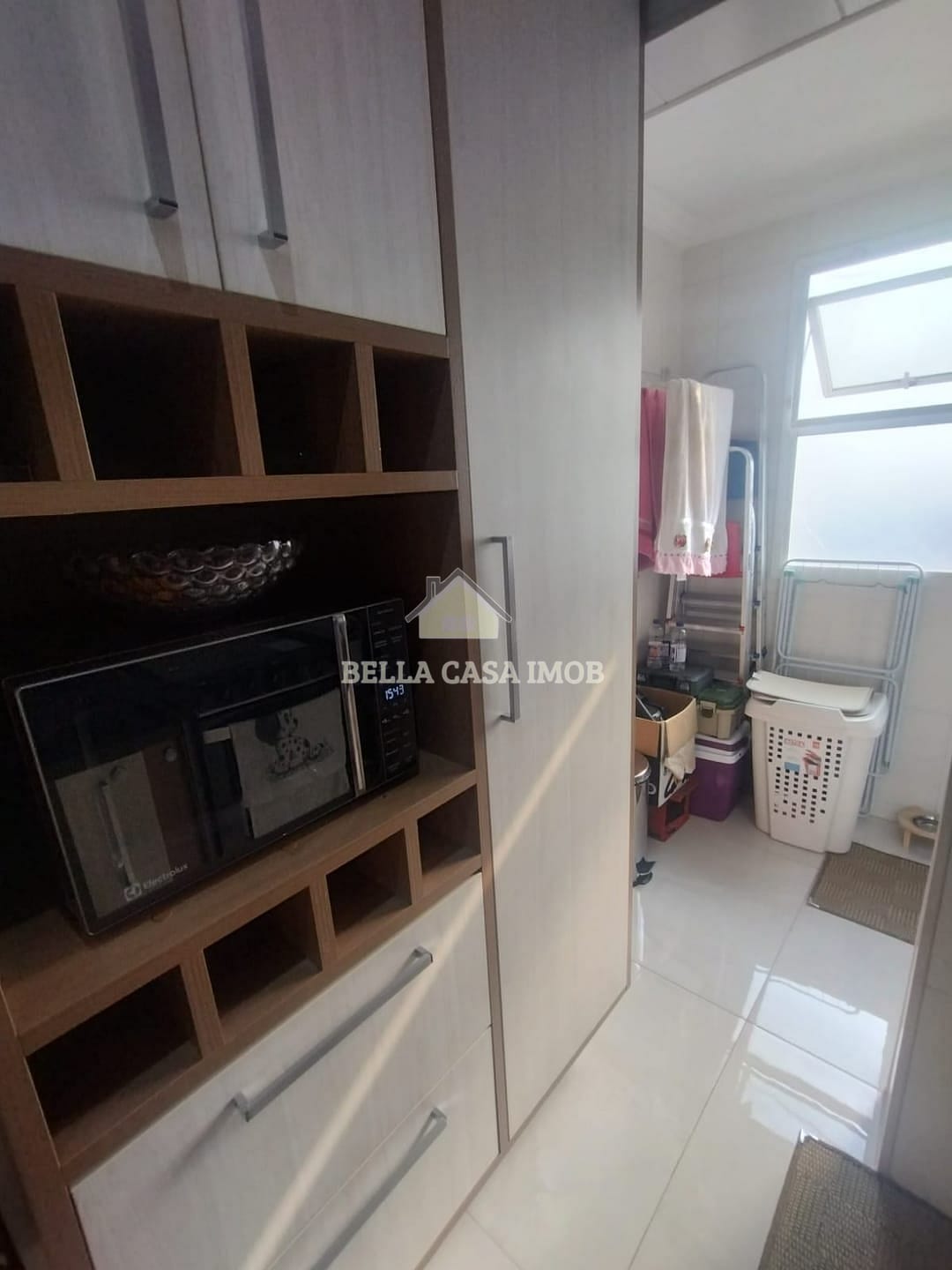 Apartamento à venda com 2 quartos, 64m² - Foto 3