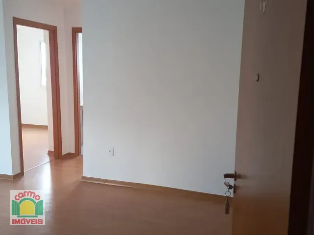 Apartamento 2 quartos e 1 banheiro, à venda, no bairro Jardim Europa I e II em Anápolis