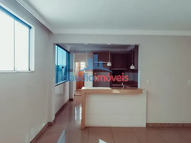 Apartamento 3 quartos e 2 banheiros, à venda, no bairro Centro em Barra Mansa