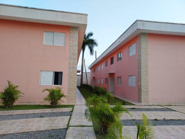 Apartamento 2 quartos e 1 banheiro, à venda ou para alugar, no bairro Indaiá em Bertioga