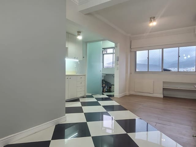 Apartamento 2 quartos e 1 banheiro, à venda, no bairro Barra da Tijuca em Rio de Janeiro