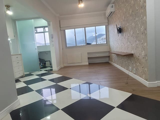 Apartamento 2 quartos e 1 banheiro, à venda, no bairro Barra da Tijuca em Rio de Janeiro