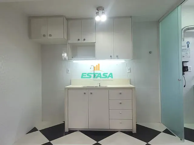 Apartamento 2 quartos e 1 banheiro, à venda, no bairro Barra da Tijuca em Rio de Janeiro