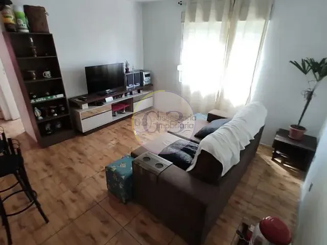 Apartamento 2 quartos e 1 banheiro, à venda, no bairro Três Vendas em Pelotas