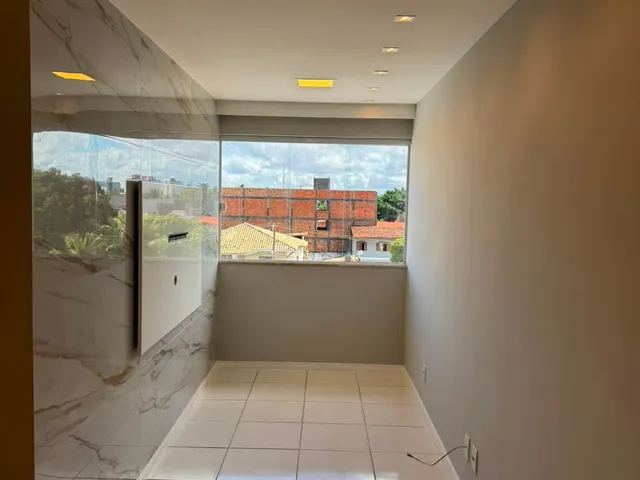 Apartamento 2 quartos e 2 banheiros, à venda ou para alugar, no bairro Pitangueiras em Lauro de Freitas