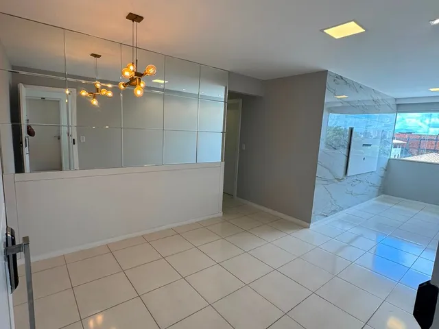 Apartamento 2 quartos e 2 banheiros, à venda ou para alugar, no bairro Pitangueiras em Lauro de Freitas