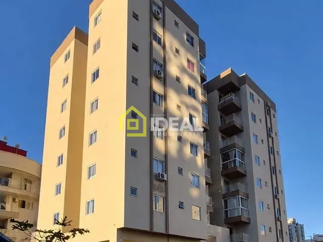 Apartamento 2 quartos e 2 banheiros, à venda, no bairro Centro em Concórdia