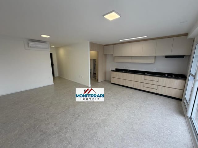 Apartamento 3 quartos e 4 banheiros, para alugar, no bairro Setor Bueno em Goiânia