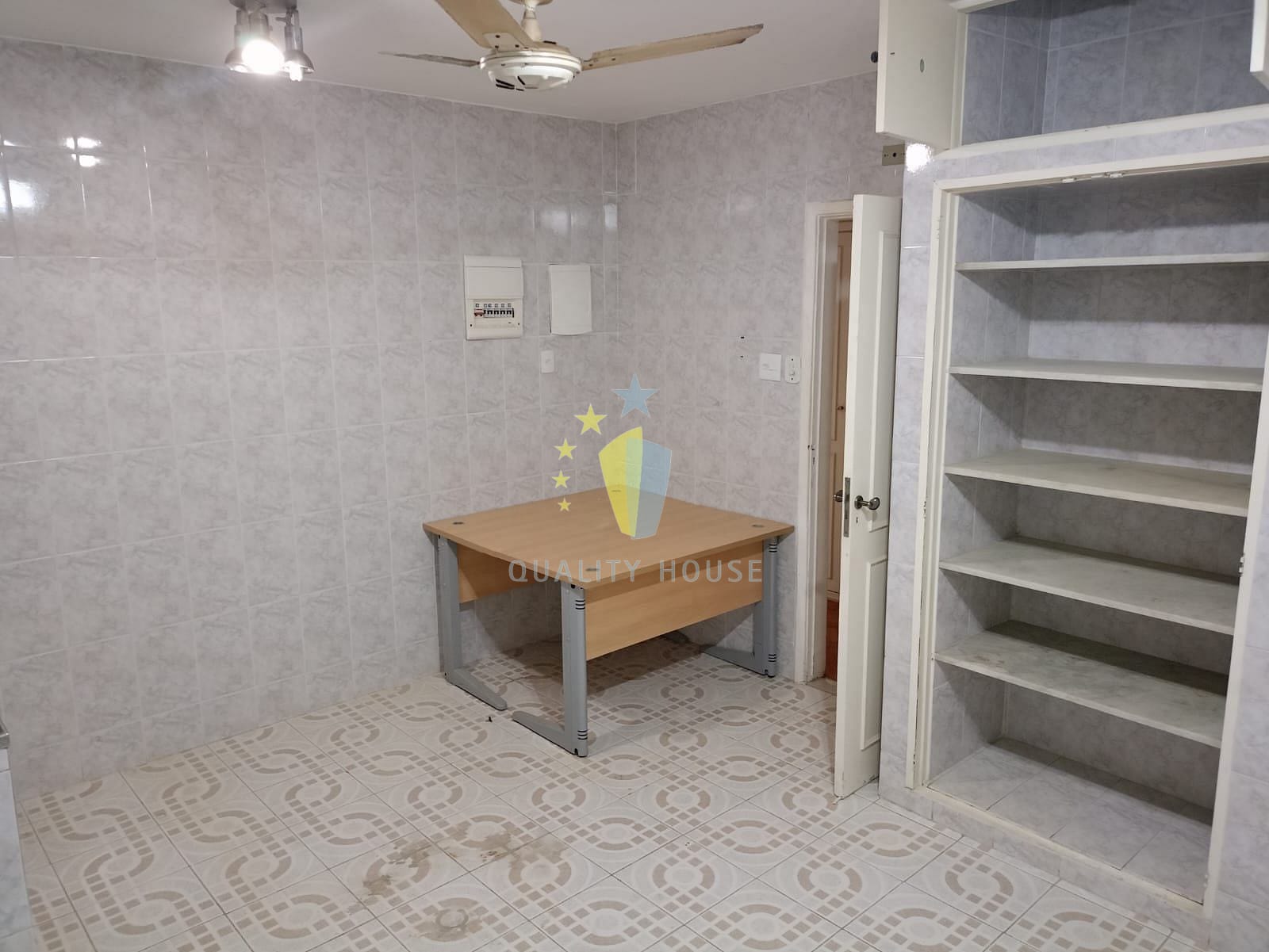 Apartamento para alugar com 3 quartos, 150m² - Foto 43