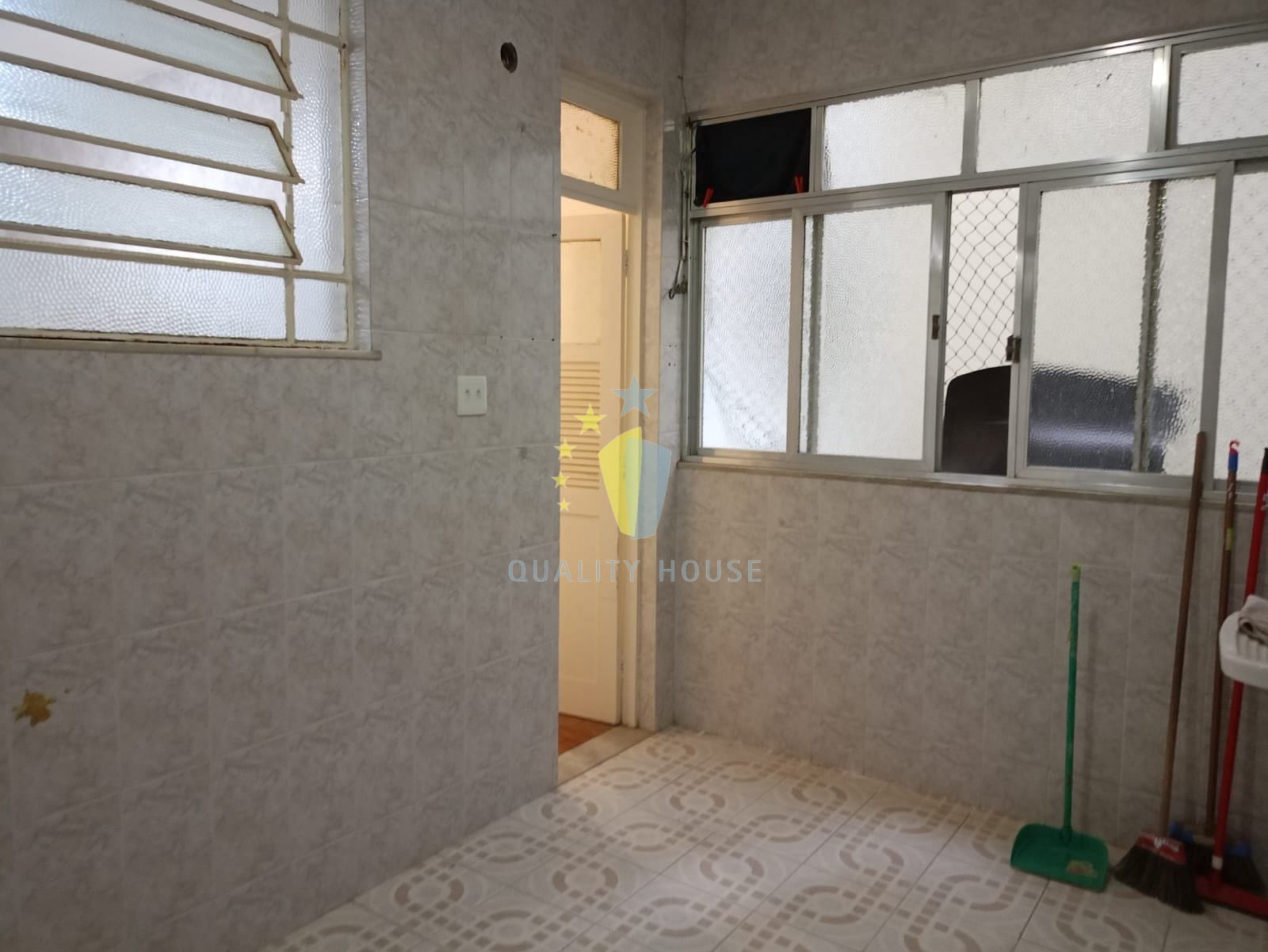 Apartamento para alugar com 3 quartos, 150m² - Foto 46