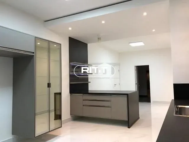 Apartamento com 569m² 4 quartos e 1 banheiro, à venda, no bairro Cambuí em Campinas