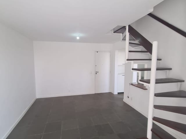 Apartamento com 70m² 2 quartos e 2 banheiros, para alugar, no bairro Barra da Tijuca em Rio de Janeiro