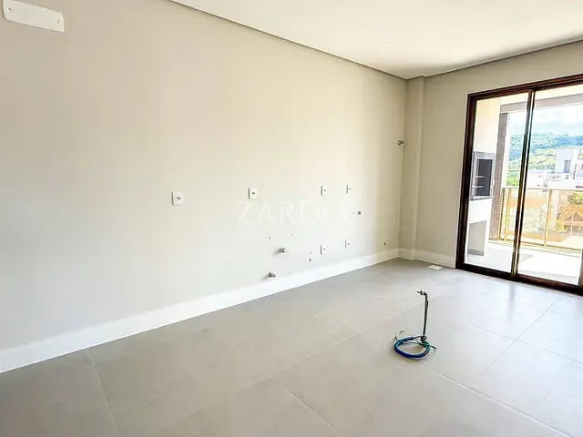 Apartamento com 109m² 3 quartos e 1 banheiro, à venda, no bairro Praia Grande em Governador Celso Ramos