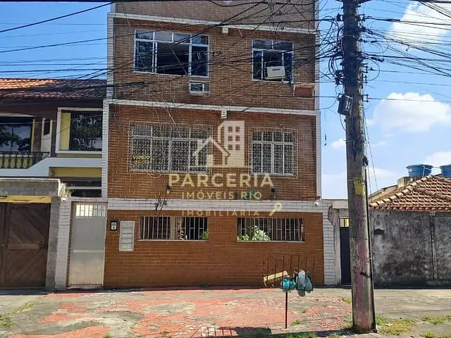 Apartamento com 57m² 2 quartos e 1 banheiro, à venda, no bairro Marechal Hermes em Rio de Janeiro