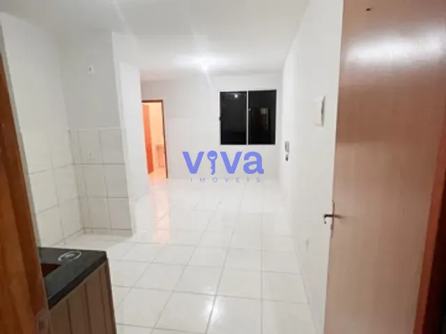 Apartamento 2 quartos e 1 banheiro, à venda, no bairro Jardim Veneza em Aparecida de Goiânia