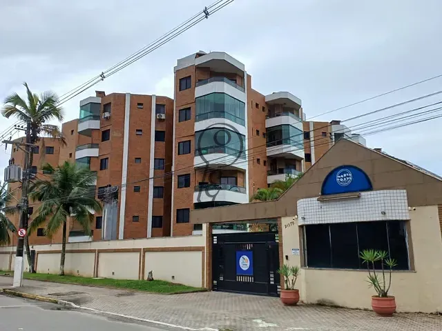 Apartamento 2 quartos e 2 banheiros, à venda ou para alugar, no bairro Solemar em Praia Grande