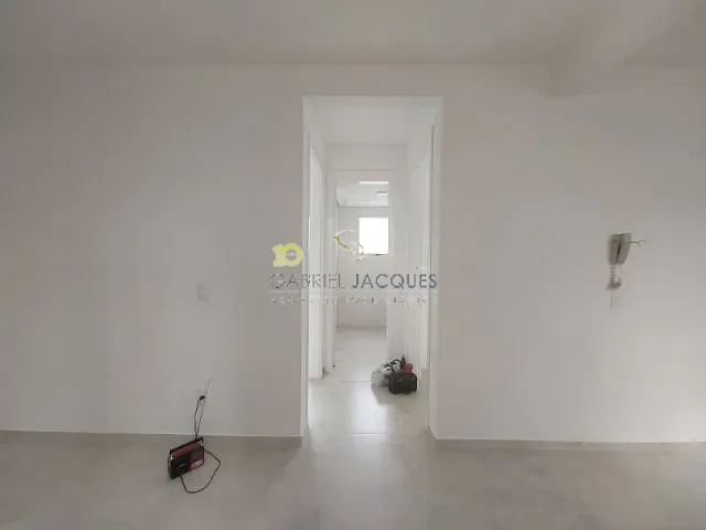 Apartamento com 53m² 2 quartos e 1 banheiro, à venda, no bairro Aririú em Palhoça