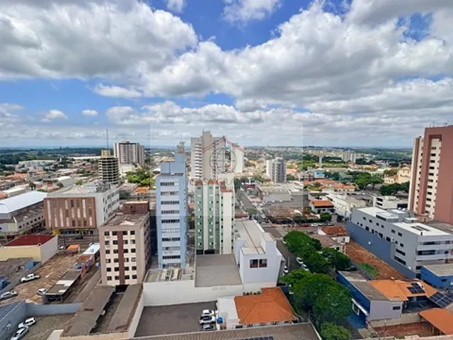 Apartamento com 225m² 3 quartos e 4 banheiros, à venda ou para alugar, no bairro Centro em Rolândia