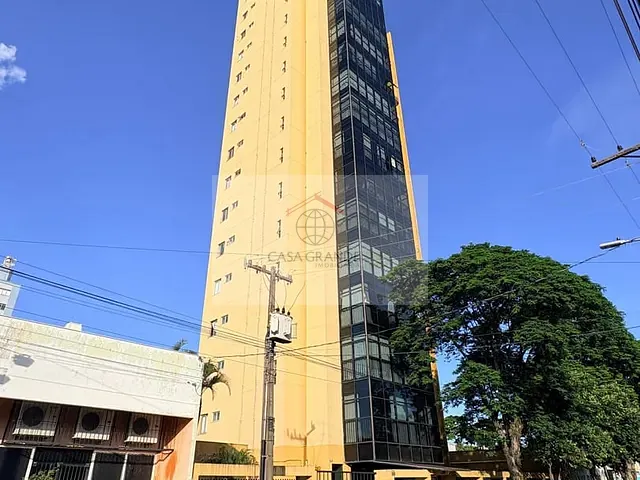 Apartamento com 225m² 3 quartos e 4 banheiros, à venda ou para alugar, no bairro Centro em Rolândia