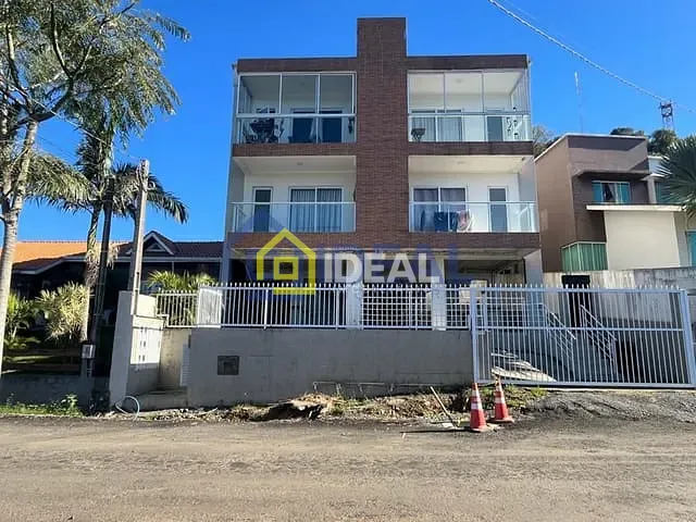 Apartamento com 70m² 2 quartos e 1 banheiro, à venda, no bairro Parque de Exposições em Concórdia