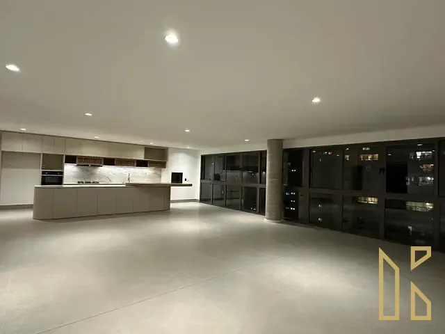 Apartamento com 333m² 3 quartos e 5 banheiros, para alugar, no bairro Gleba Fazenda Palhano em Londrina