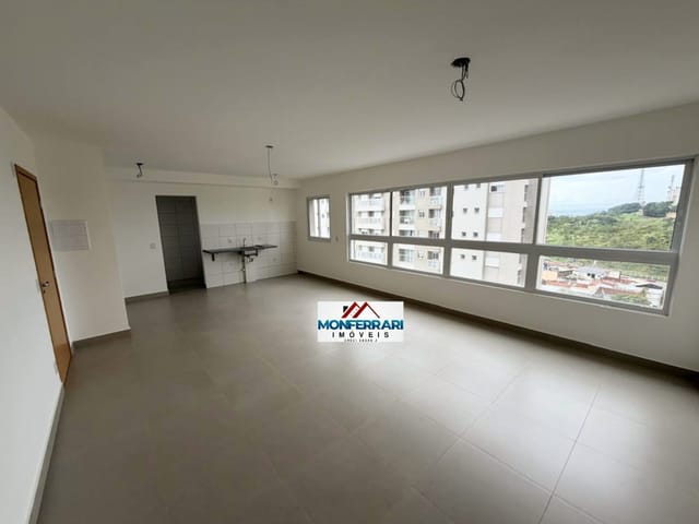 Apartamento 3 quartos e 5 banheiros, à venda, no bairro Serrinha em Goiânia