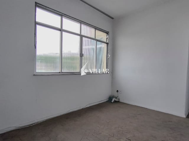 Apartamento com 75m² 2 quartos e 2 banheiros, à venda ou para alugar, no bairro Olaria em Rio de Janeiro