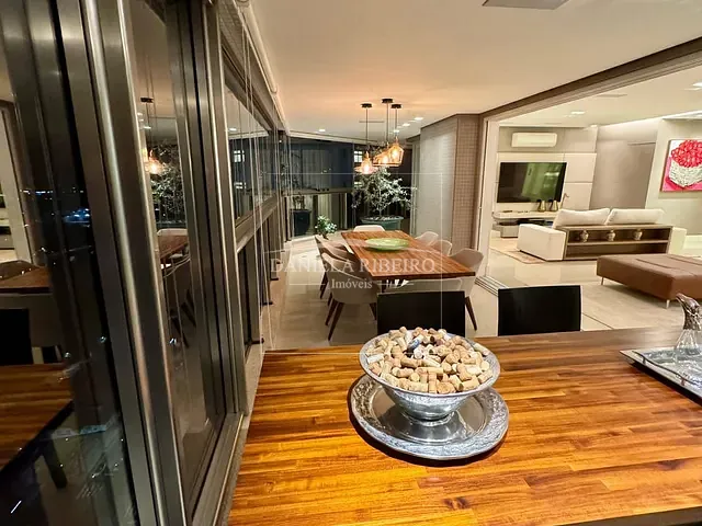 Apartamento com 446m² 4 quartos e 5 banheiros, à venda, no bairro Guanabara em Londrina