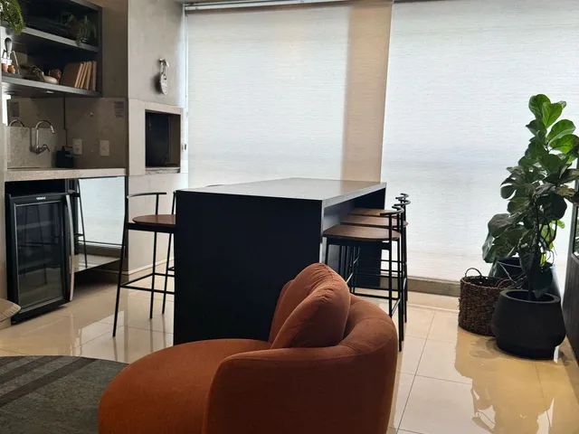 Apartamento com 192m² 3 quartos e 2 banheiros, à venda, no bairro Gleba Palhano em Londrina