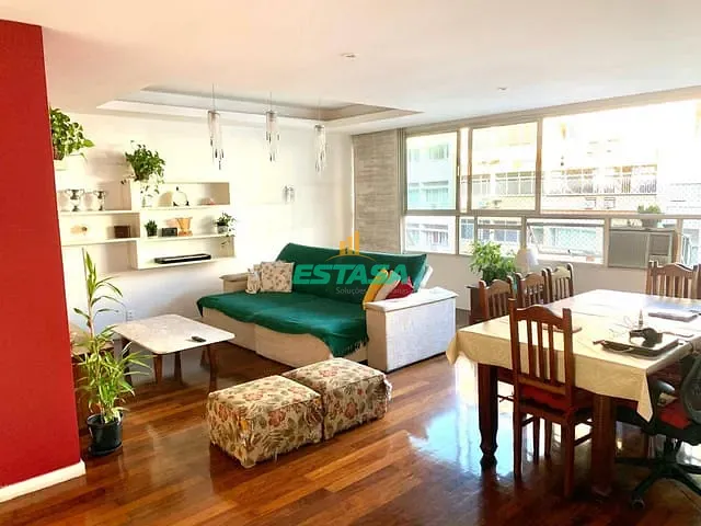 Apartamento 3 quartos e 3 banheiros, à venda, no bairro Copacabana em Rio de Janeiro