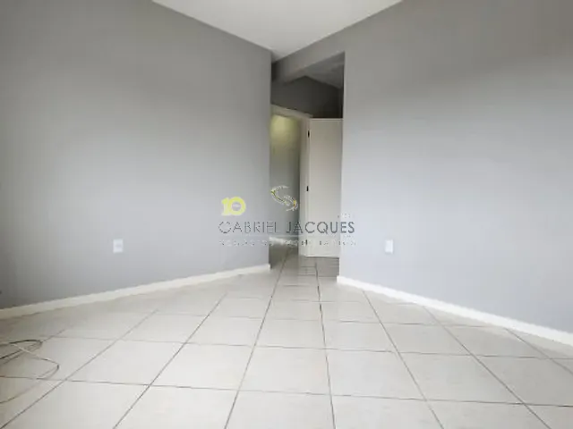 Apartamento com 78m² 2 quartos e 2 banheiros, à venda, no bairro Barra do Aririú em Palhoça