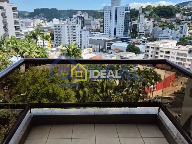 Apartamento com 108m² 3 quartos e 1 banheiro, à venda, no bairro Centro em Concórdia