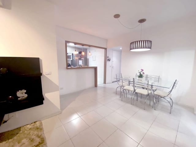 Apartamento com 74m² 3 quartos e 1 banheiro, à venda, no bairro Freguesia de Jacarepaguá em Rio de Janeiro