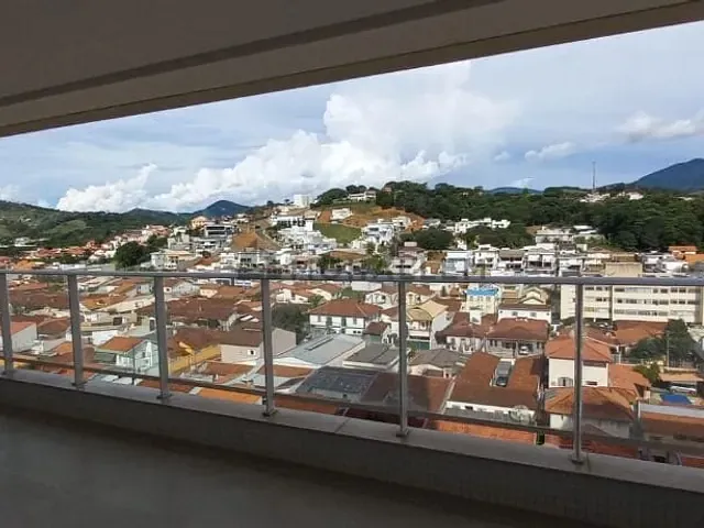 Apartamento com 189m² 3 quartos e 5 banheiros, à venda, no bairro Pinheirinho em Itajubá